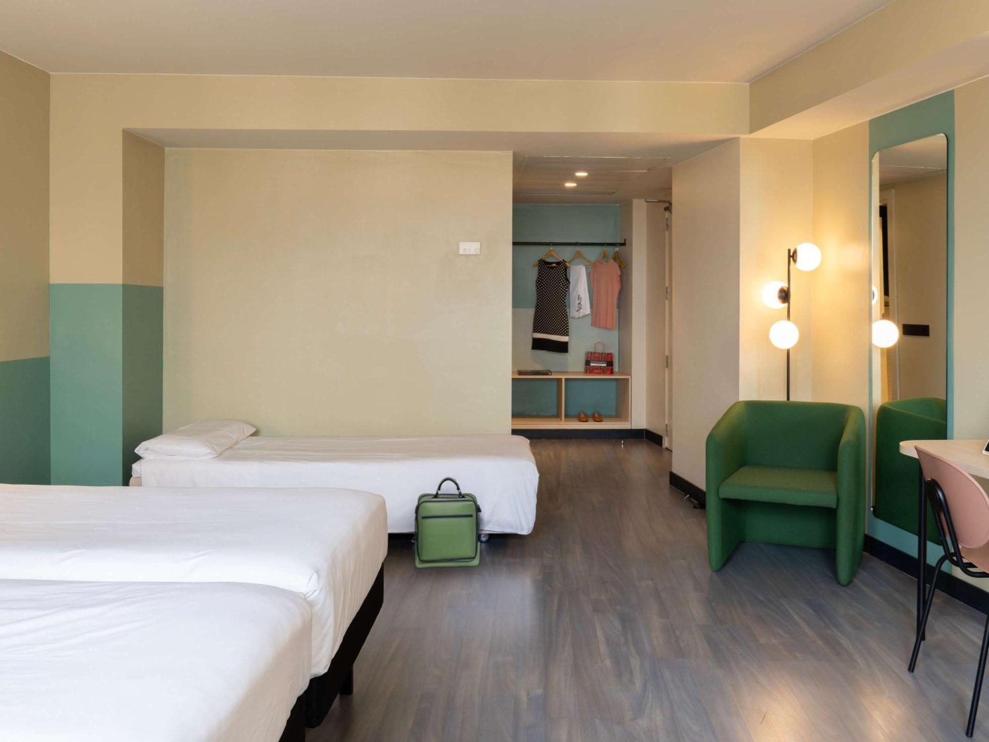 Hotel Ibis Styles Zaragoza Ramiro I Exterior foto