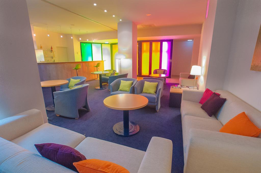 Hotel Ibis Styles Zaragoza Ramiro I Exterior foto